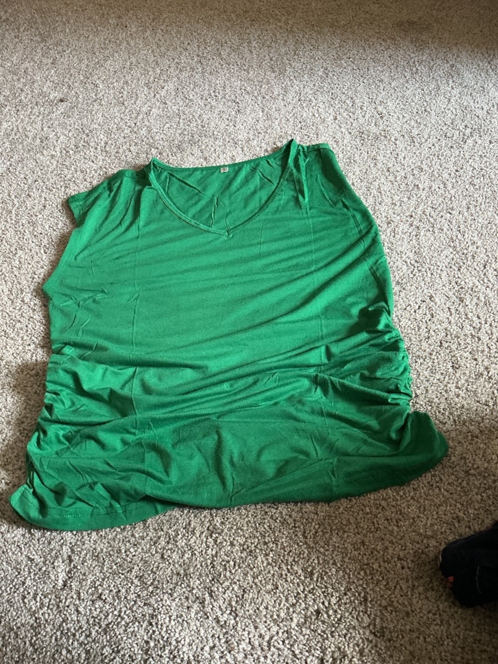 NWT Green side Reusching L Ladies Top